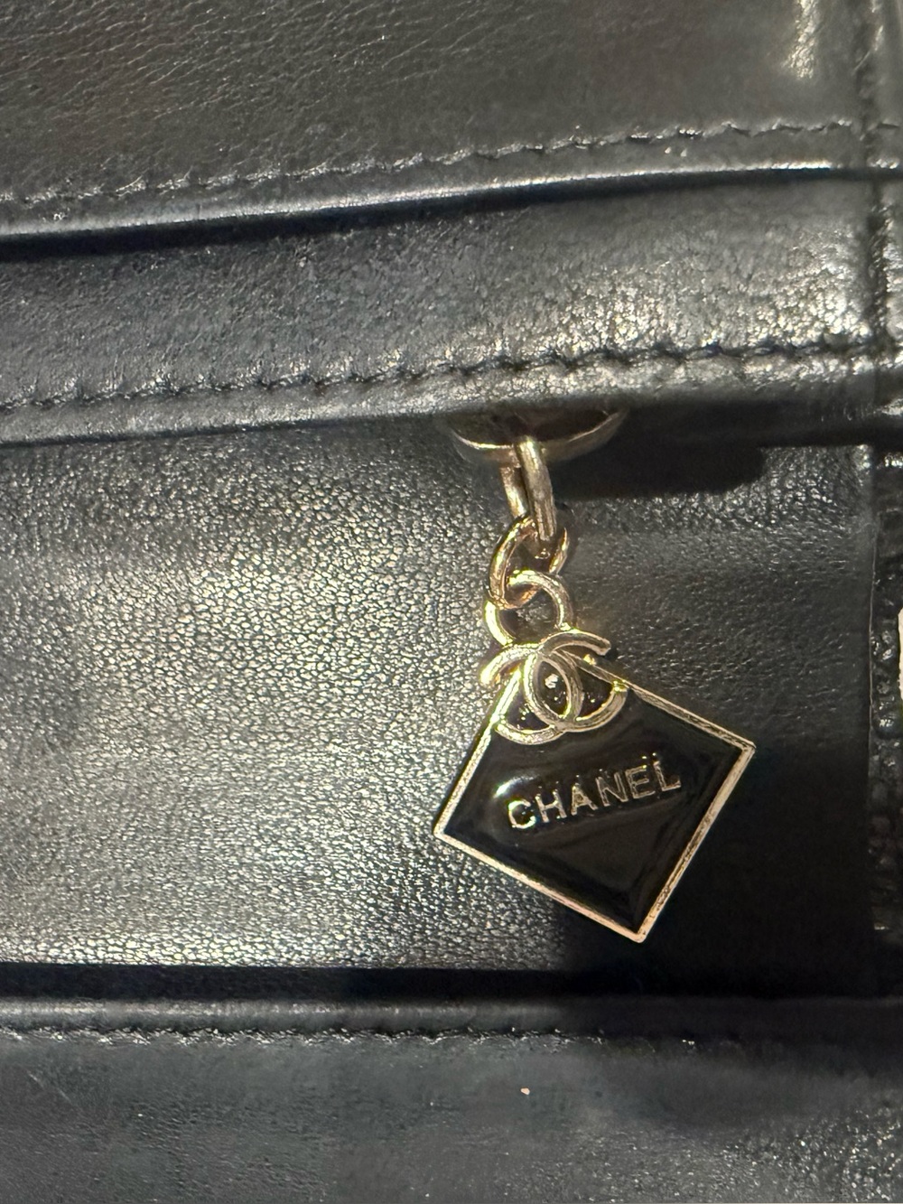 Chanel Black Caviar Leather CC Long Bifold Wallet Gold Hardware - Picture 8 of 16
